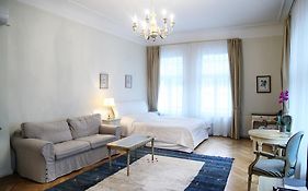 Apartments - Laipu